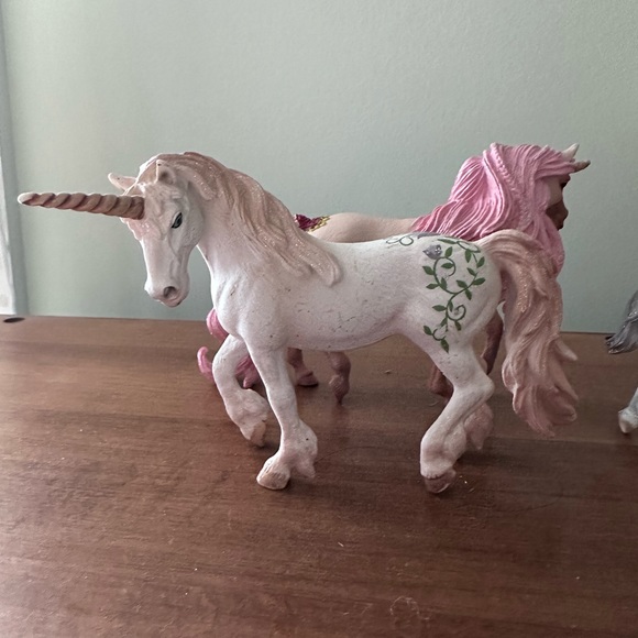 Schleich unicorn and Pegasus lot - Picture 4 of 7